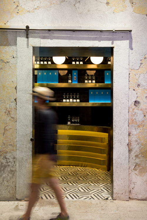 Casa Dragones Tasting Room