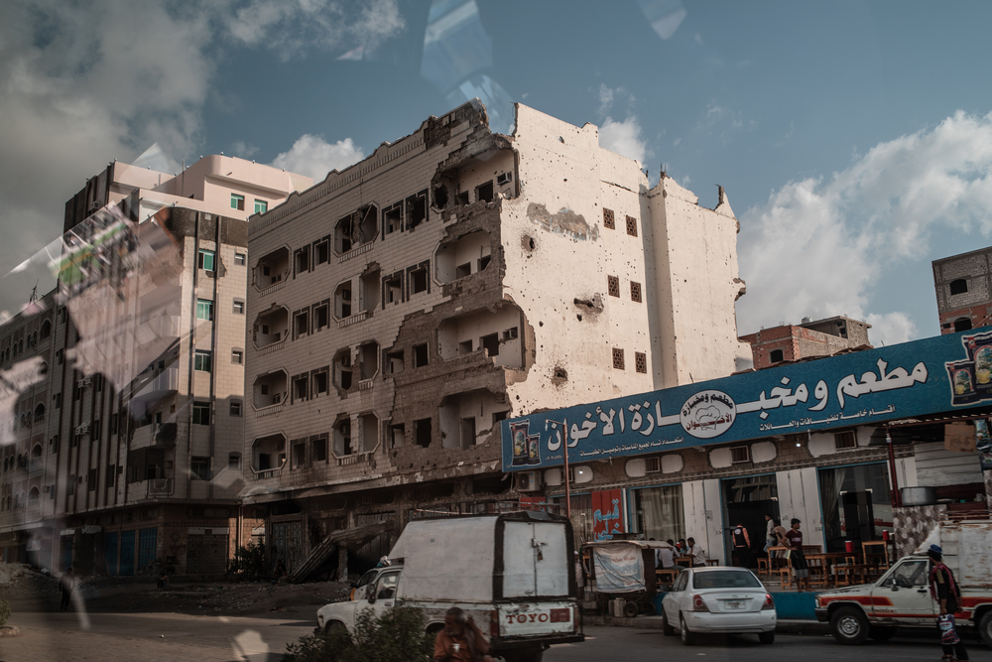 51 heridos ingresados en pocas horas en el hospital de MSF en Adén en medio del caos por los combates