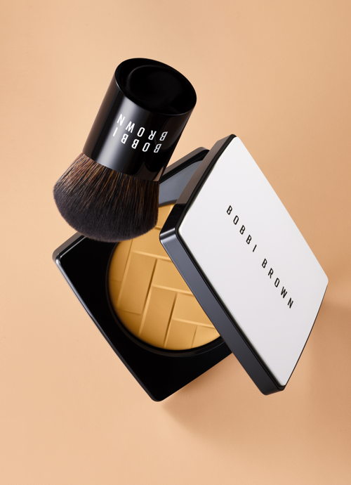 BobbiBrown_FY24_VE_Powder_Shot_1_recommended retail price €52