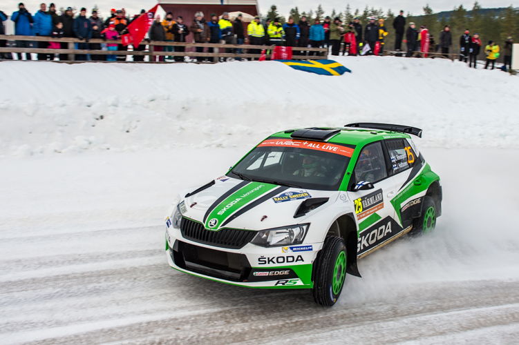 Rally Sweden newbies Kalle Rovanperä and co-driver
Jonne Halttunen (ŠKODA FABIA R5) finished second in
the WRC 2 Pro category