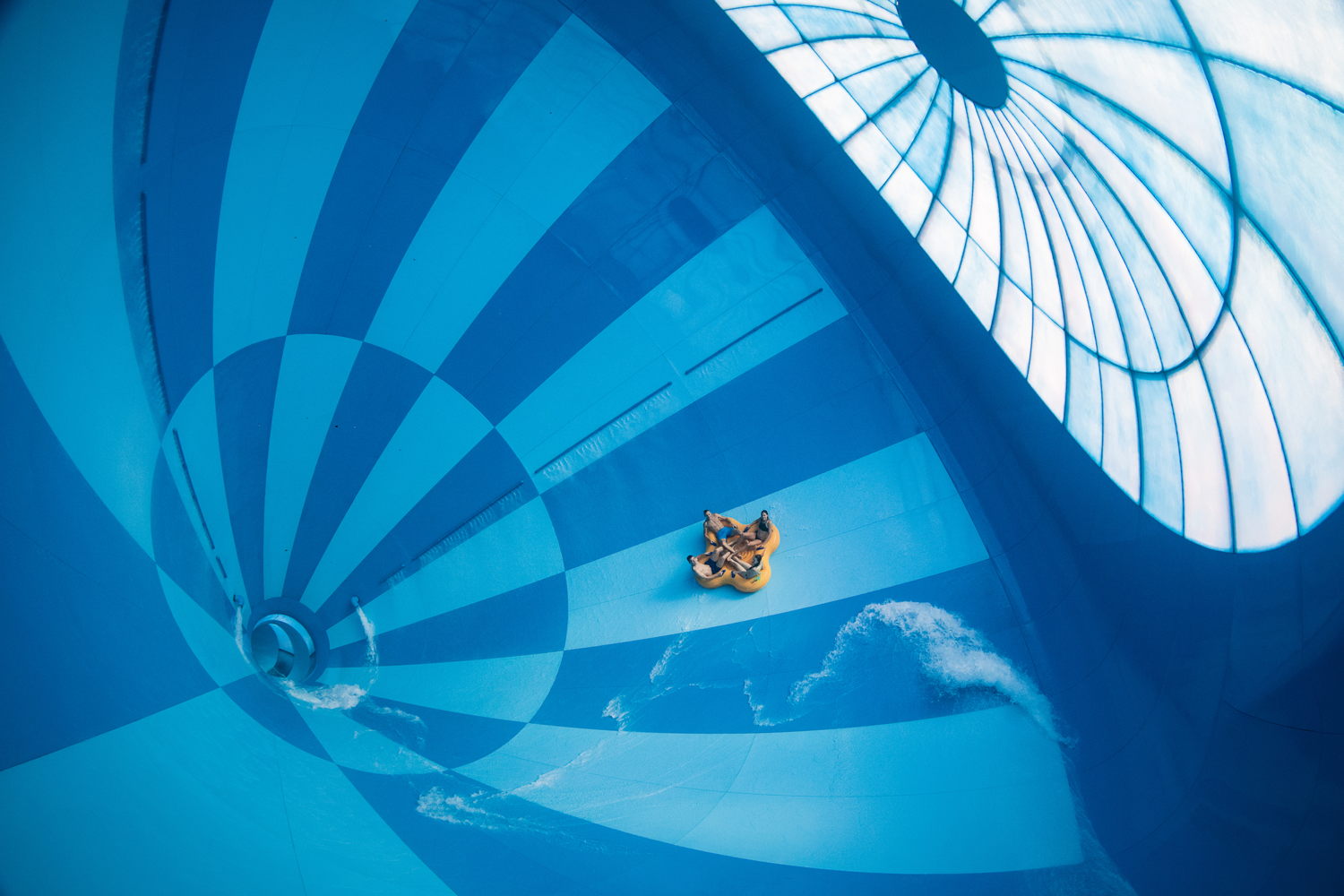 Die gr&ouml;&szlig;te Indoor-Wasserrutsche der Welt
