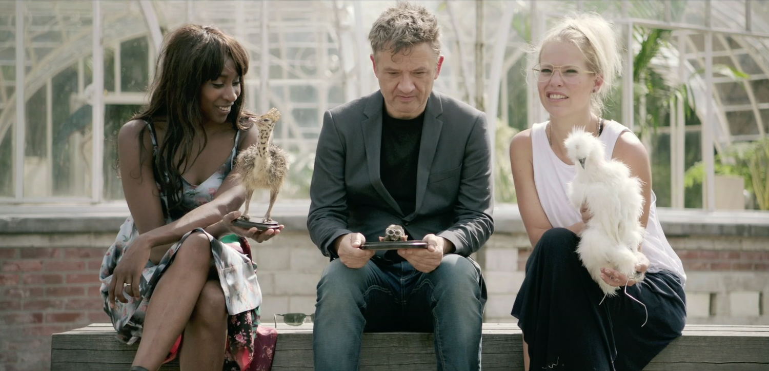 Eline De Munck, Élodie Ouédraogo en Bart Peeters
Weg zijn wij (c) VRT