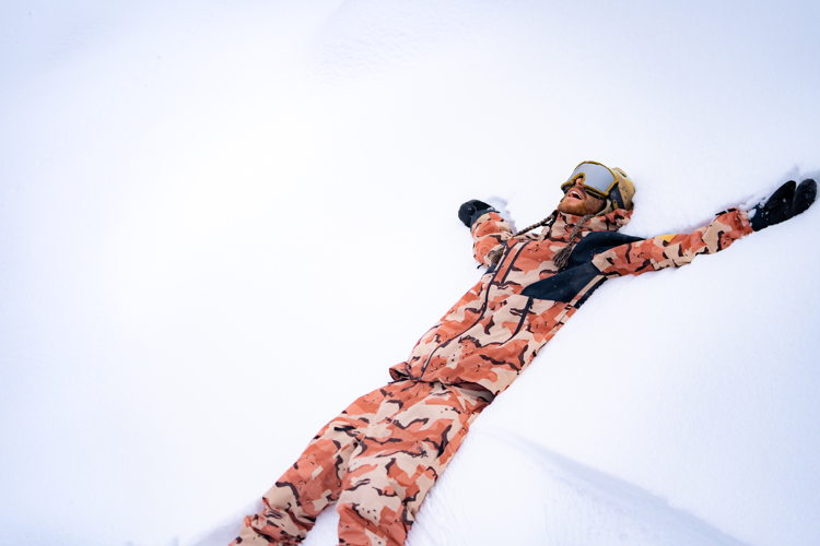 OAKLEY STÅLE SANDBECH - LIFESTYLE IMAGE (7)