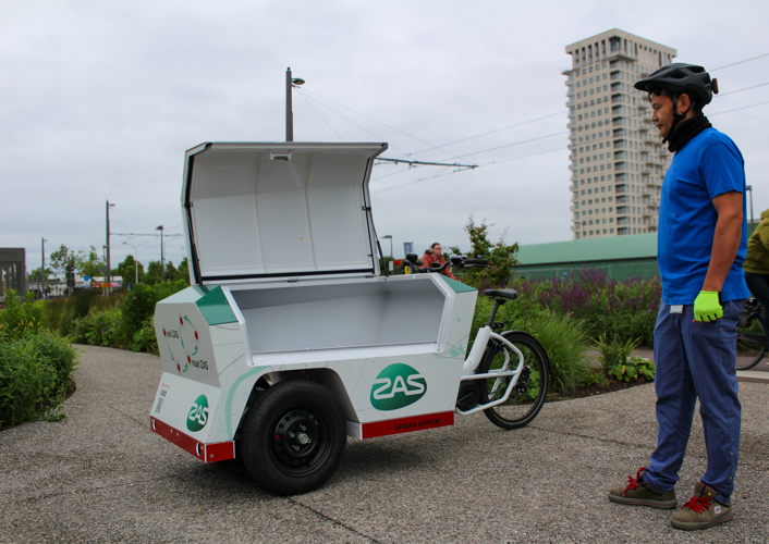 ZAS vervangt vrachtwagen door cargofiets voor kleine leveringen binnen de Singel. (Foto: ZAS)