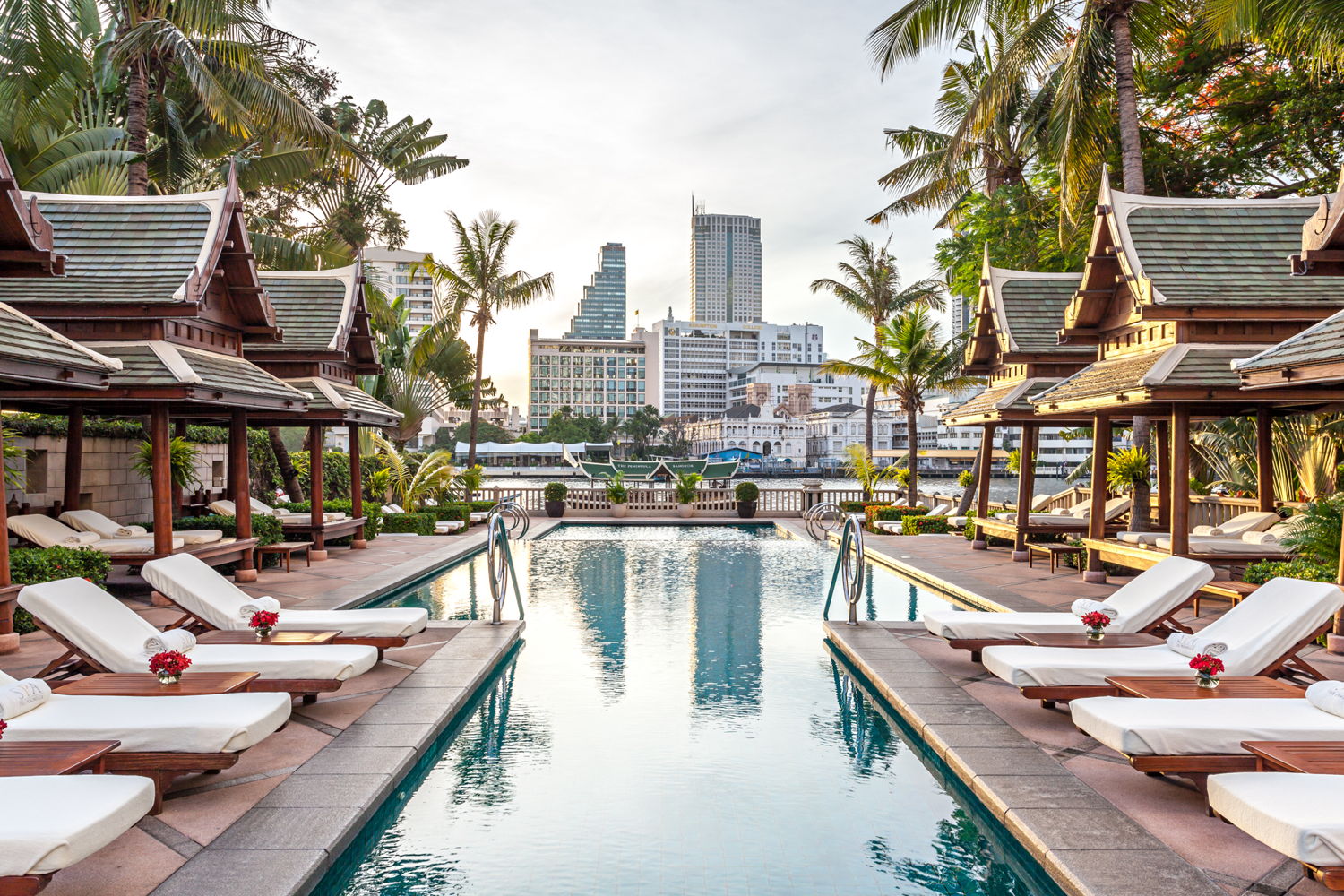 The Peninsula Bangkok, Pool