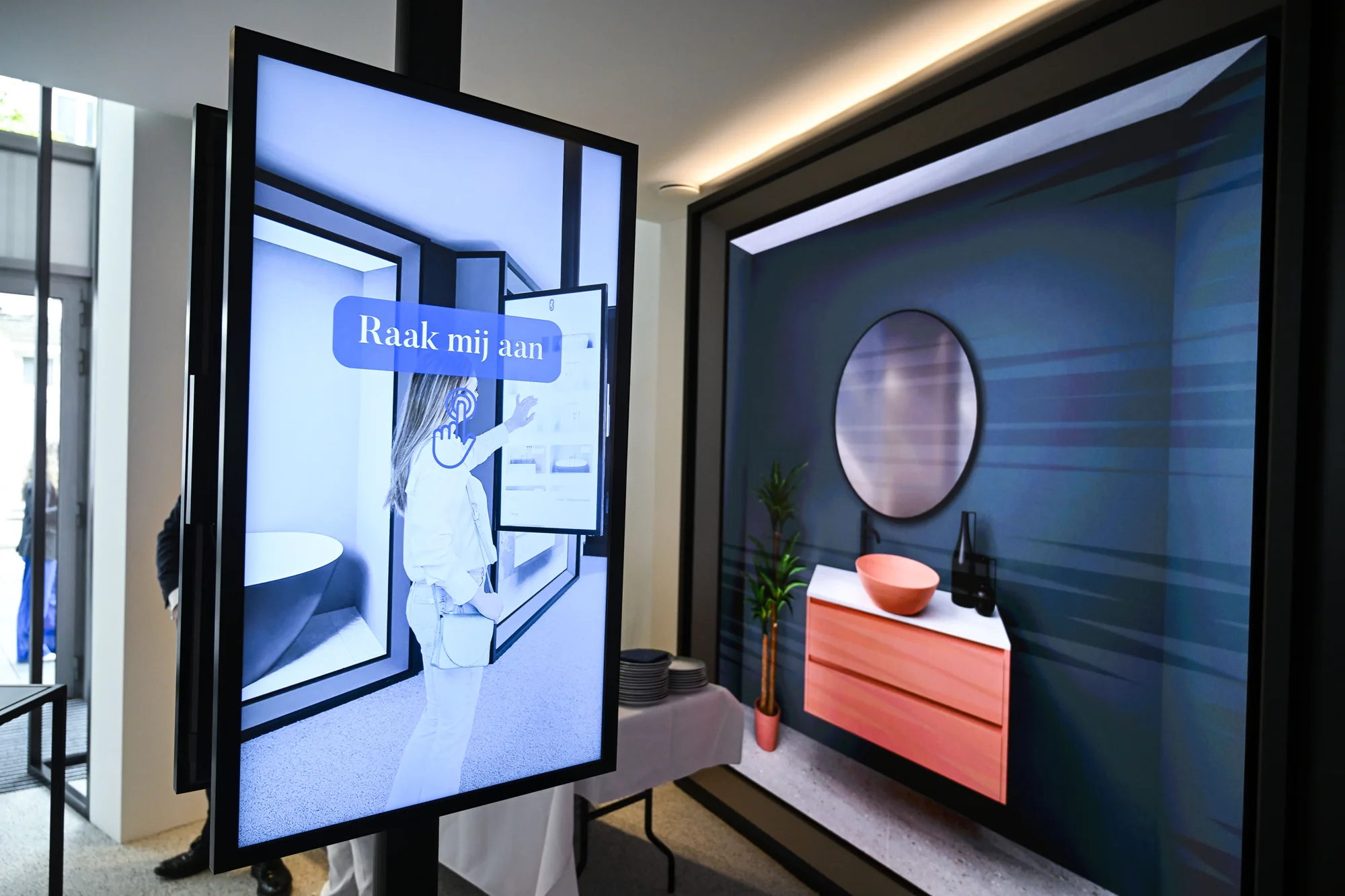 PREMIÈRE MONDIALE DANS LE SECTEUR SANITAIRE : VAN MARCKE OUVRE UN CONCEPT & EXPERIENCE STORE NUMÉRIQUE AU CŒUR D’ANVERS