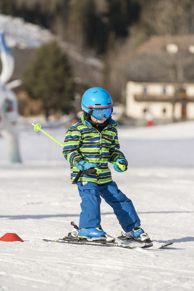 Kinder auf der Piste