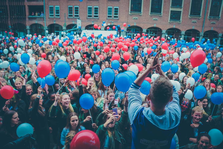 De Strafste School 2017 - jurybezoek Sint-Bavohumaniora Gent © VRT De Strafste School 2017 - jurybezoek Sint-Bavohumaniora Gent © VRT