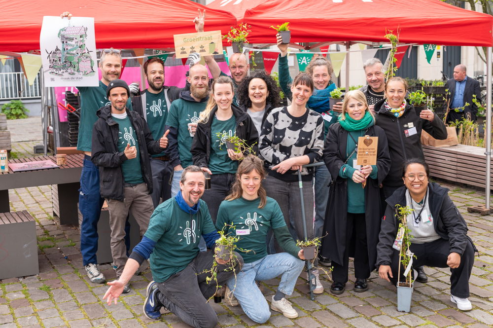 (c) Wim Hadermann. Team district Borgerhout x Klimplant vzw  groepsfoto