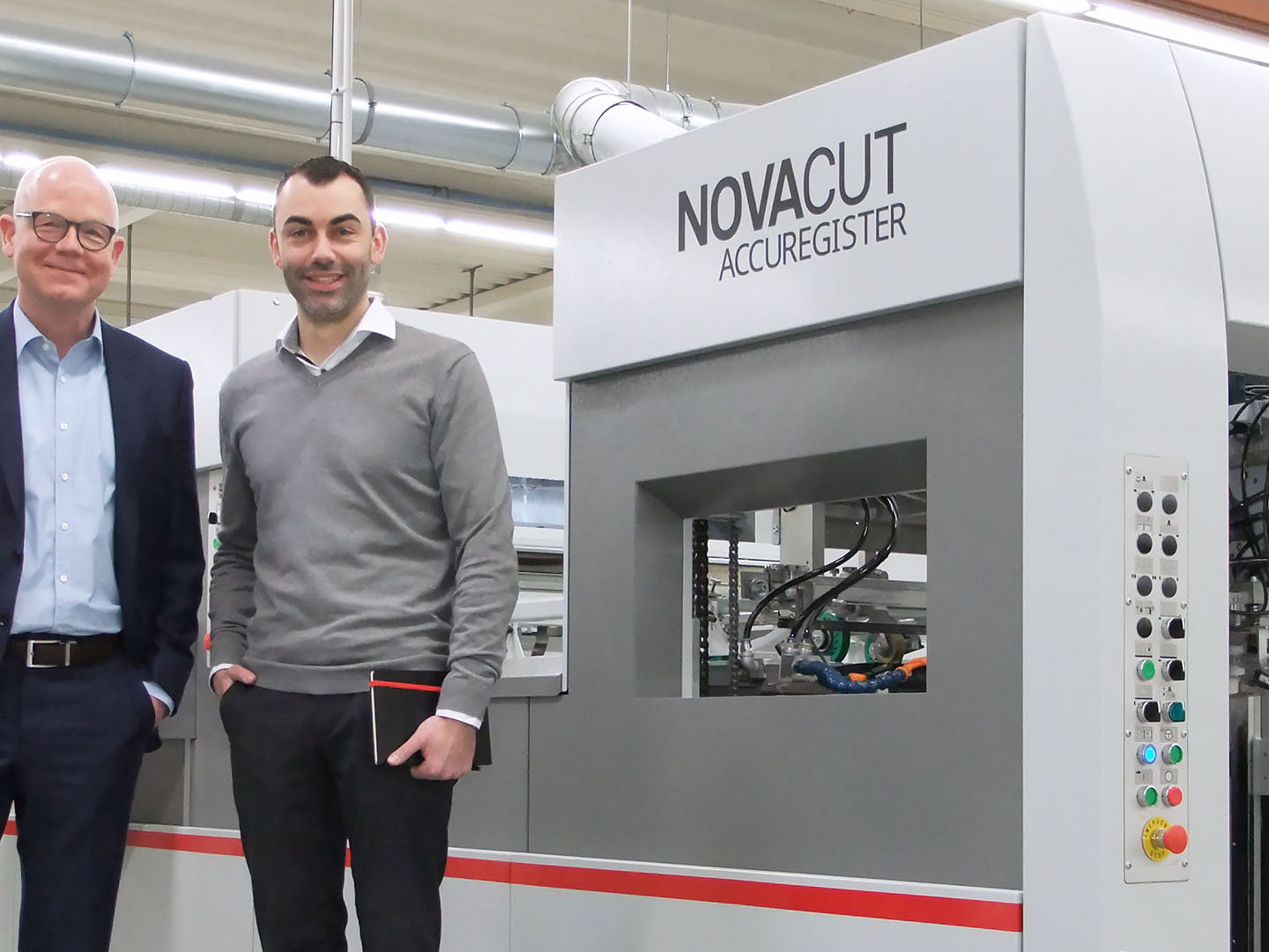 Höhn Display + Packaging社が、ACCUREGISTER搭載のBOBST NOVACUT 106 ERの活用で市場における位置を向上