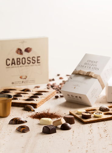 Cabosse packaging with new bio degradable ballotin