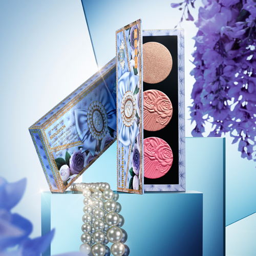 DIVINE BLUSH + GLOW TRIO: LOVE AT FIRST BLUSH €51,90