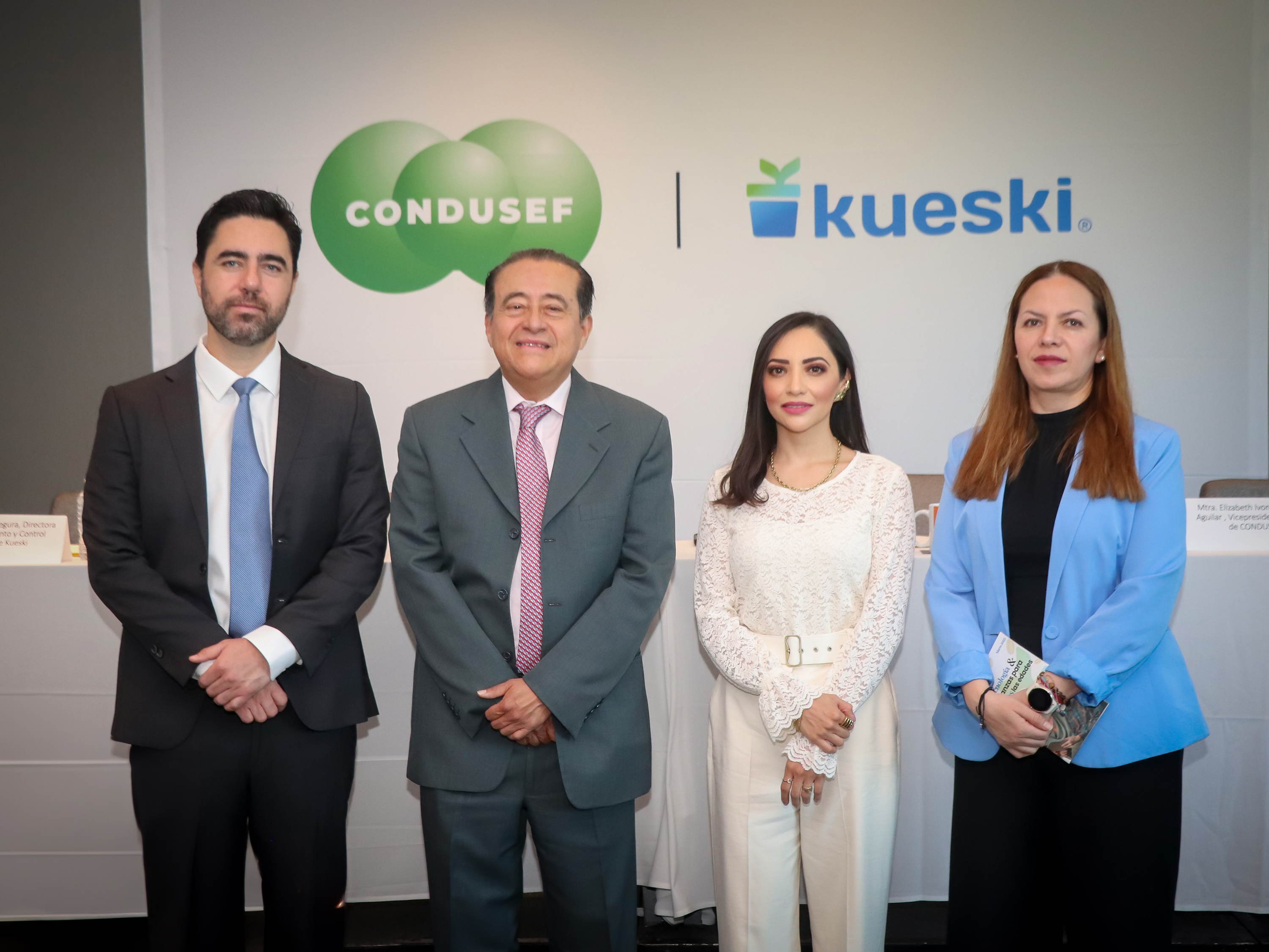 CONDUSEF reconoce a Kueski con la Insignia de Compromiso en la Atención a las Personas Adultas Mayores 