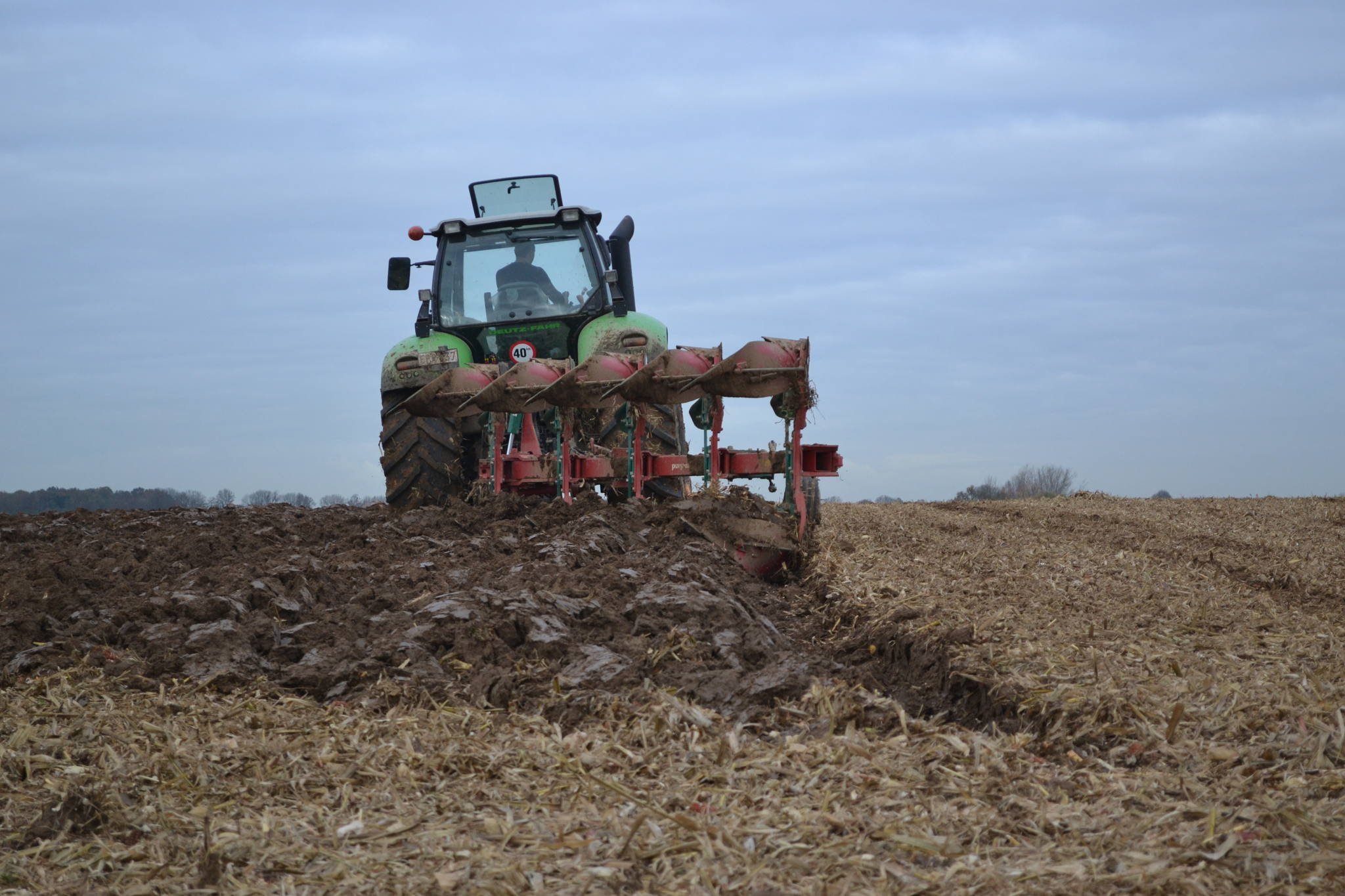 Archeologische sporen zijn extra kwetsbaar op erosiegevoelige percelen.
​ Foto ©Vlaamse Landmaatschappij