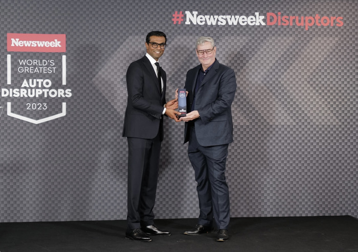 Hyundai Motor Group CCO Luc Donckerwolke bekroond als Disruptor Designer of the Year bij Newsweek's World's Greatest Auto Disruptors Awards