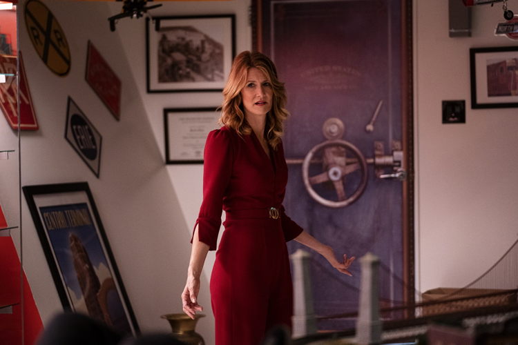 Renata (Laura Dern)