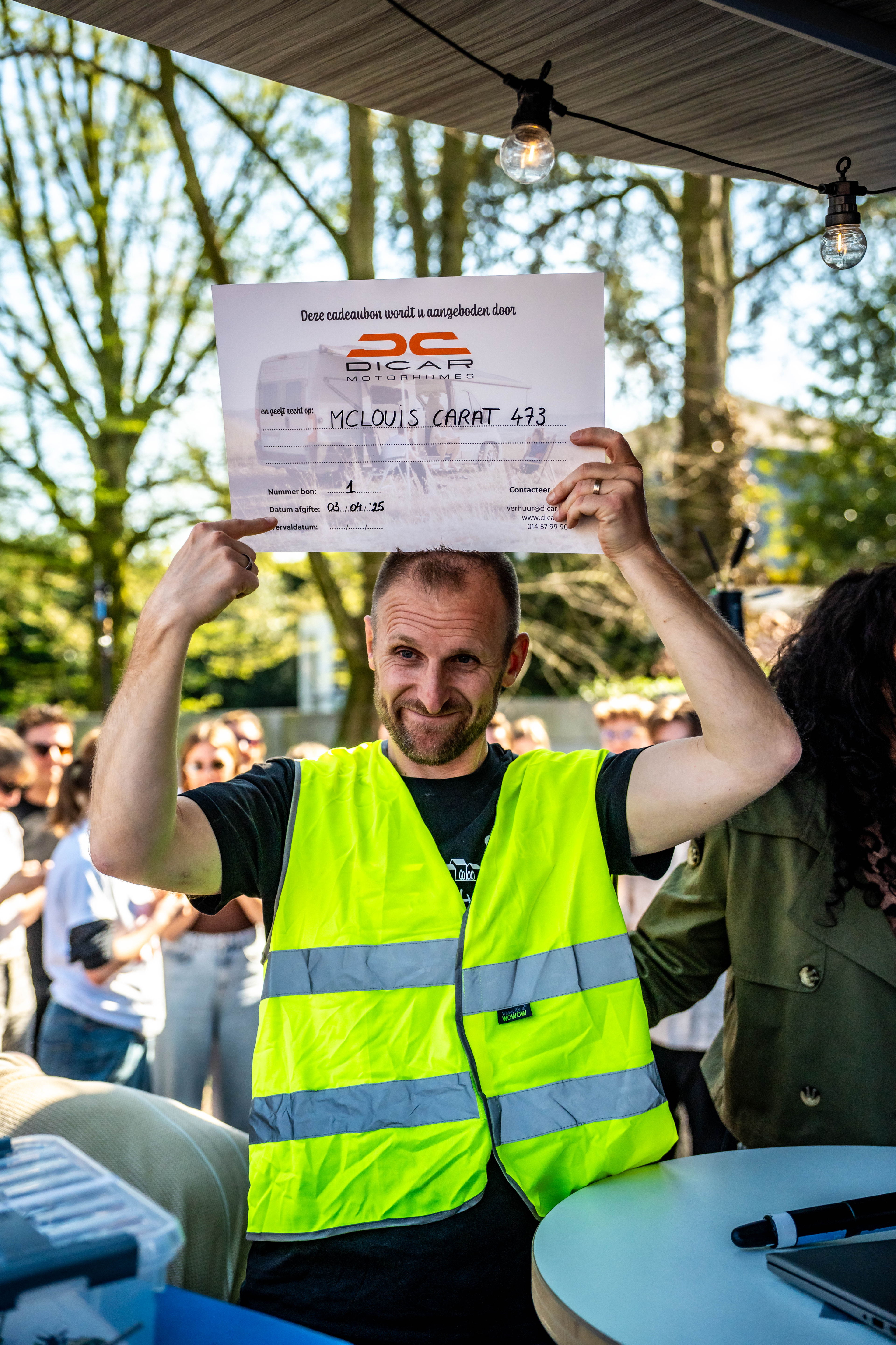 Yoni uit Diest wint de camper van JOE-dj’s Sven Ornelis & Anke Buckinx