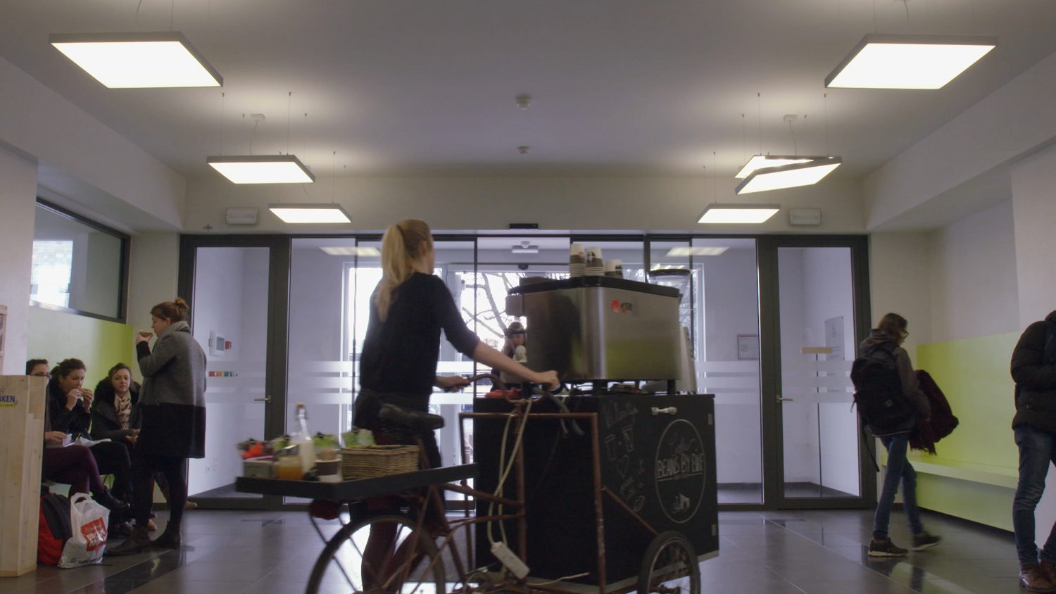 Ondernemer op de schoolbank- Koppen (c) VRT