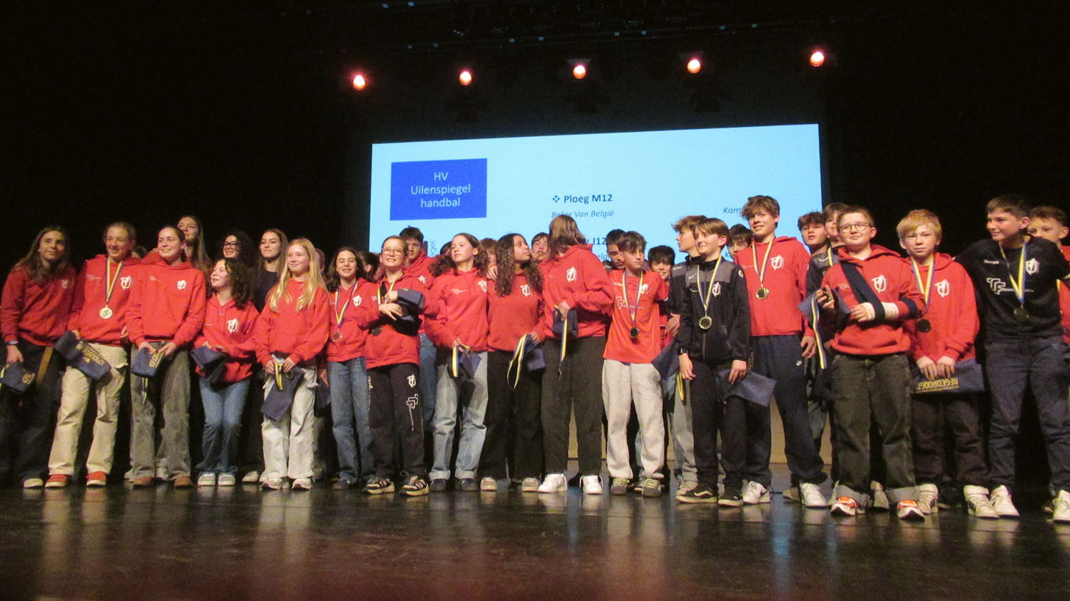 Handbalvereniging Uilenspiegel behaalde heel wat titels in de jeugdcategorieën.