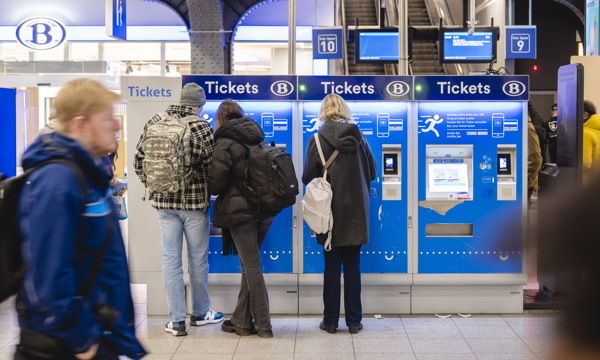 Les voyageurs peuvent désormais utiliser leurs écochèques pour acheter un billet de train aux automates
