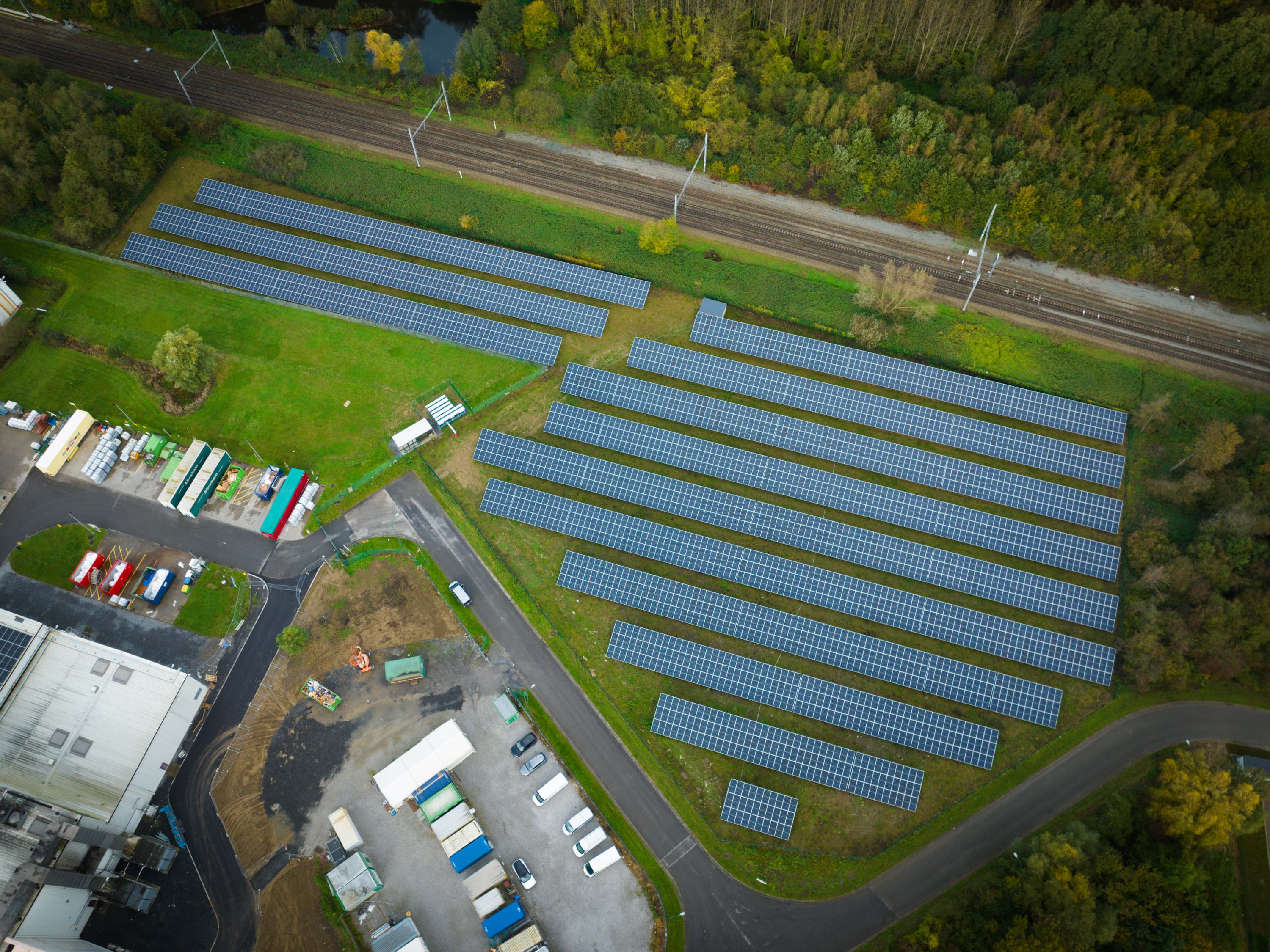 Site van Puratos in Andenne wordt duurzamer dankzij 4200 zonnepanelen  geplaatst door ENGIE