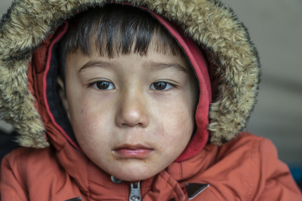 Mohammad, 3 ans, souffre de troubles mentaux. Pour le moment, il vit avec sa famille dans une tente sans eau ni électricité à Lesbos © Anna Pantelia / MSF