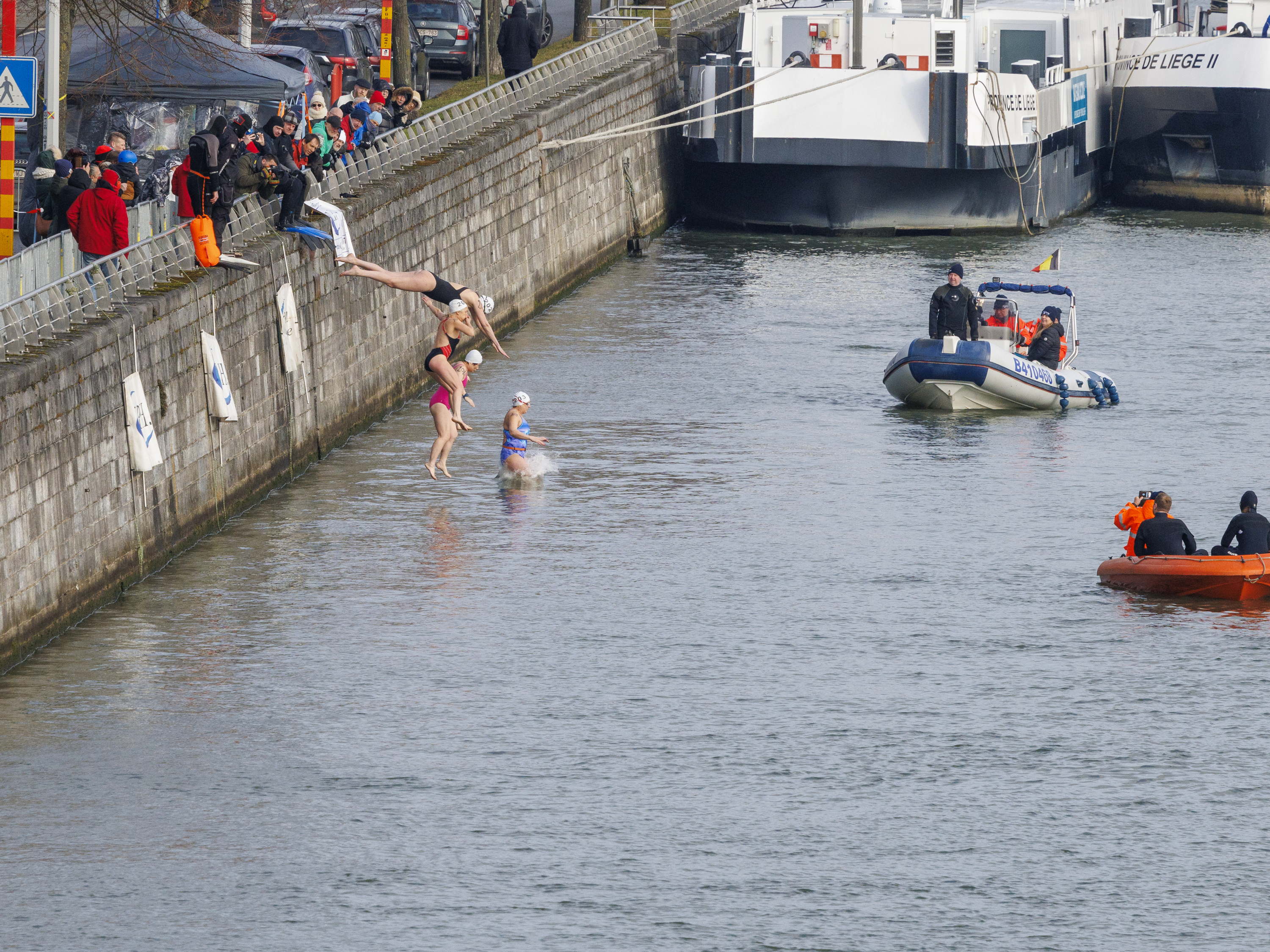 Major waterways in Flanders cleaner than expected, citizen research finds