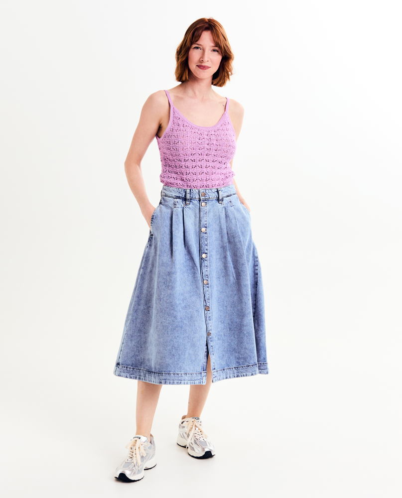 306960PAL 3 H JBC X Dina Tersago SS25 29,95EUR