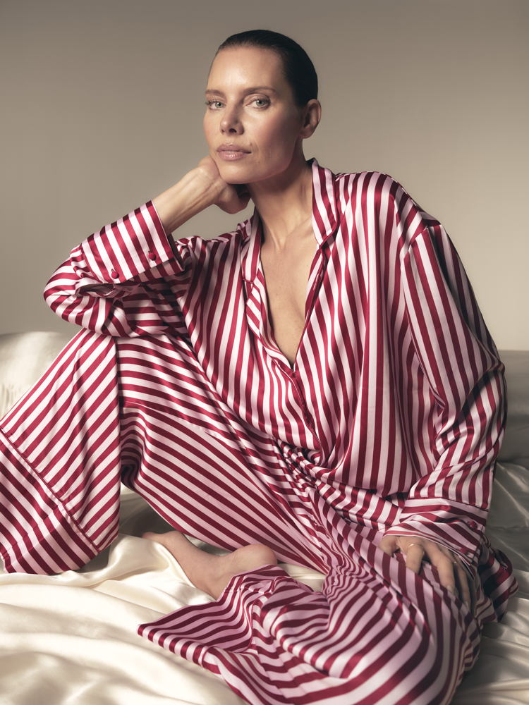 HUNKEMÖLLER_FW24_Cosy_M24_Q4_006_HELLA_SatinPrint_21-01-2025_142