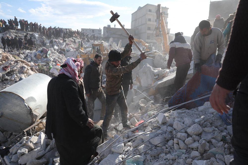 Contextual images of the impact of the earthquake taken on 7 February 2023. Idlib province, Northwestern Syria. MSF does not necessarily operate in the locations depicted here.  Copyright - OMAR HAJ KADOUR 