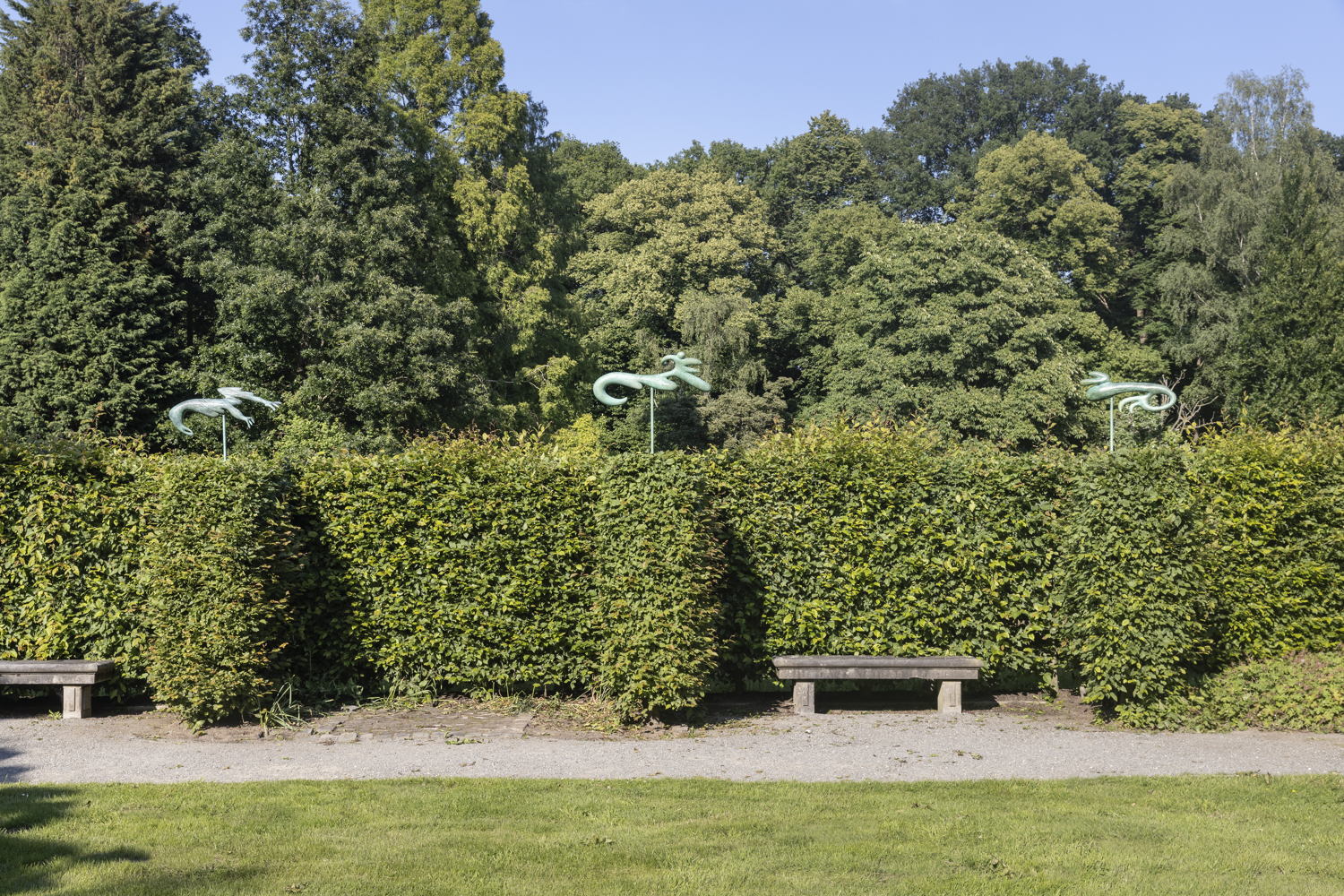 Camille Henrot, Gargoyles, 2022 © ADAGP Camille Henrot. Courtesy of the artist, kamel mennour and Hauser & Wirth. Photo: Ans Brys