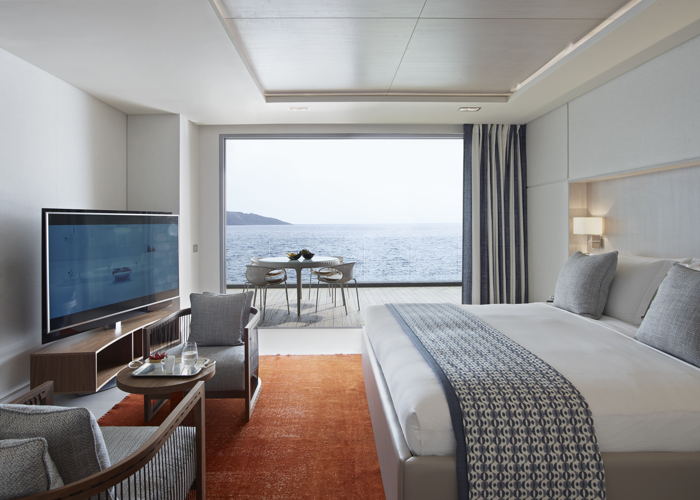 Ambassador Bungalow Suite Waterfront