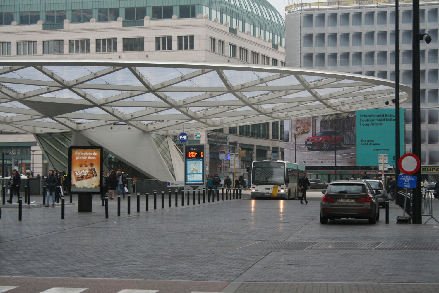 Een bus van De Lijn aan Brussel Noord.