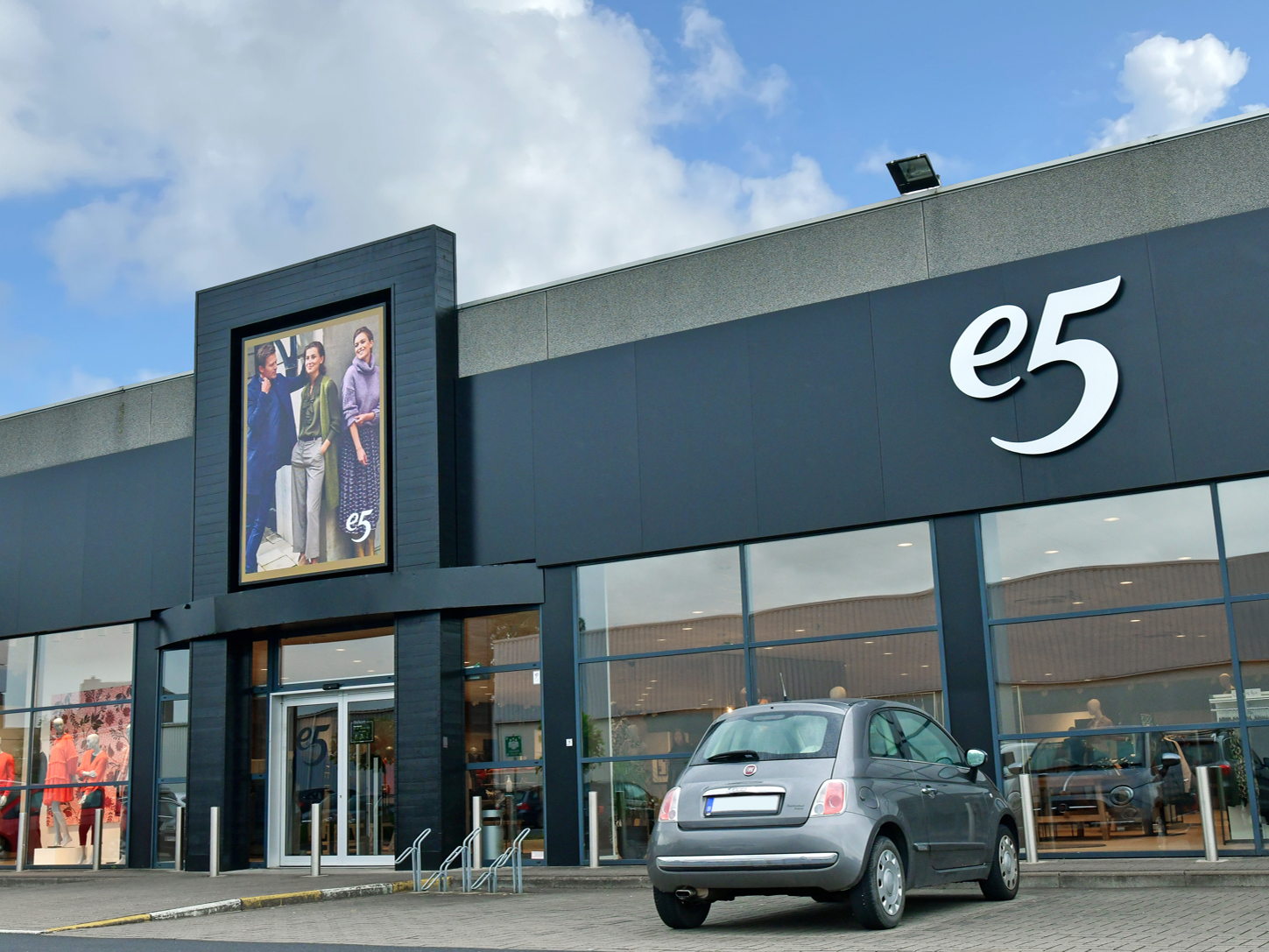 e5 modeketen investeert fors in uitbreiding na succesvolle doorstart