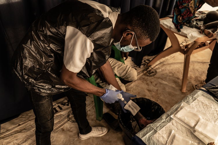 Cabo Delgado: Nicuapa IDP sites
A patient with an injured foot is treated in an MSF run mobile clinic located in the Nicuapa site in Cabo Delgado. Nicuapa is one of the camps where internally displaced people have been relocated to following armed conflict in Cabo Delgado. Photographer: Tadeu Andre