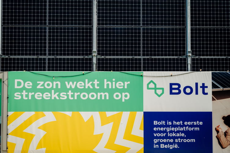 Bolt's zonne-installatie op Boomtown 2023 ©Stein Van der Looij