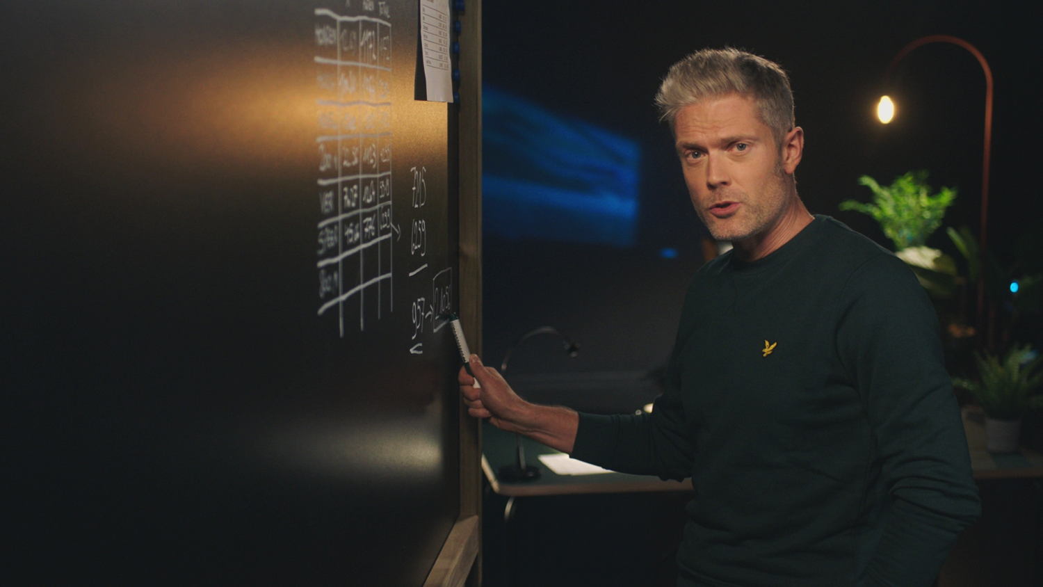 Maarten in de studio - (c) VRT / De Mensen