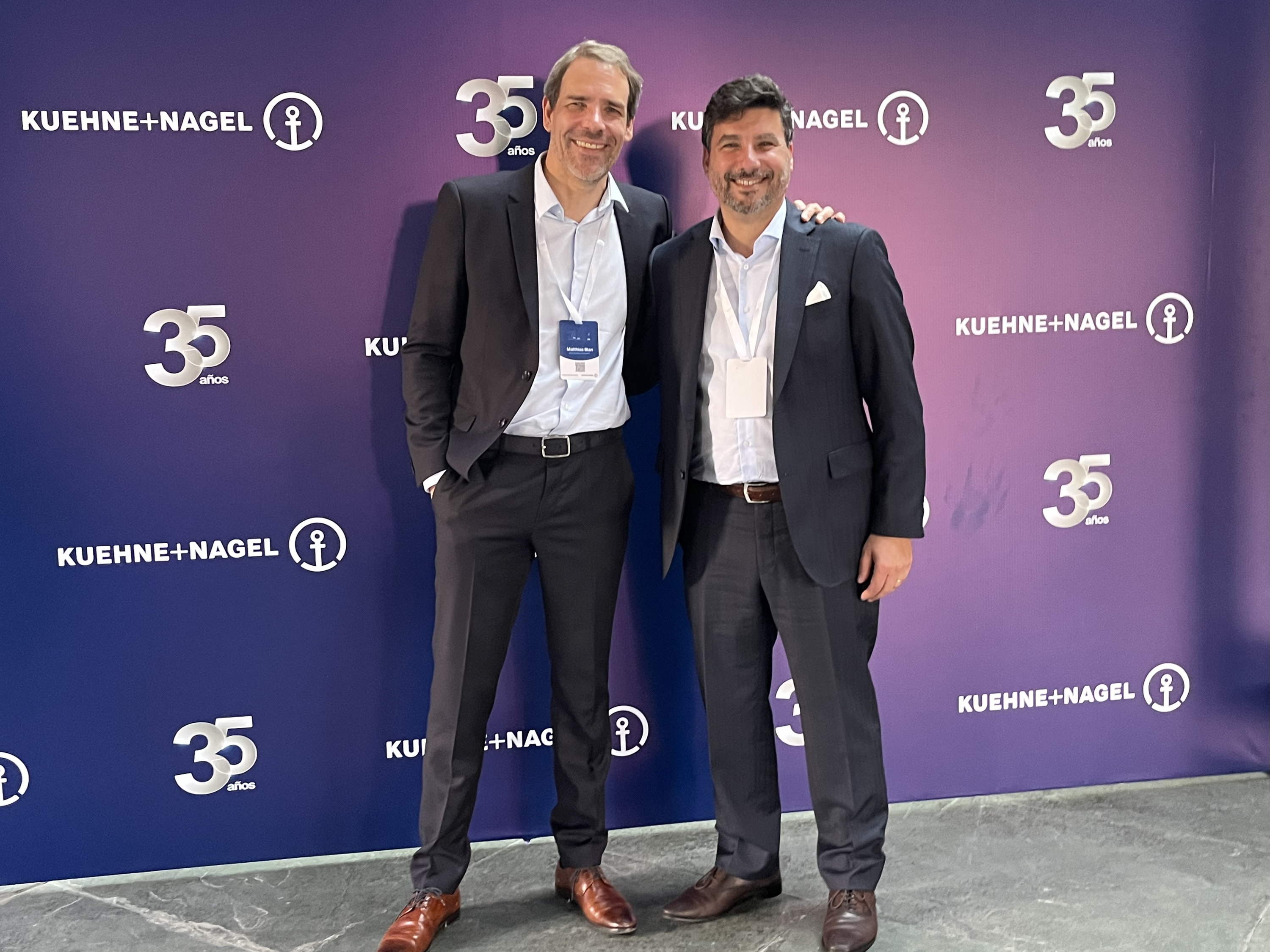 Kuehne+Nagel cumple 35 años en Chile con gran inversión en la logística local