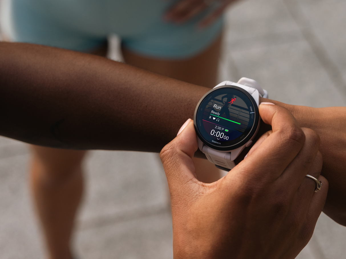 Garmin dévoile la nouvelle série Forerunner 165 : des smartwatches abordables et faciles à utiliser pour les coureurs de tous niveaux