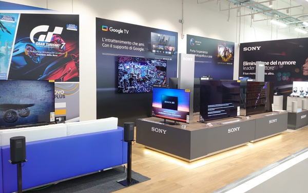 Sony apre una “Bottega” tecnologica nel nuovo MediaWorld Tech Village  all’interno della Galleria Commerciale Porta di Roma