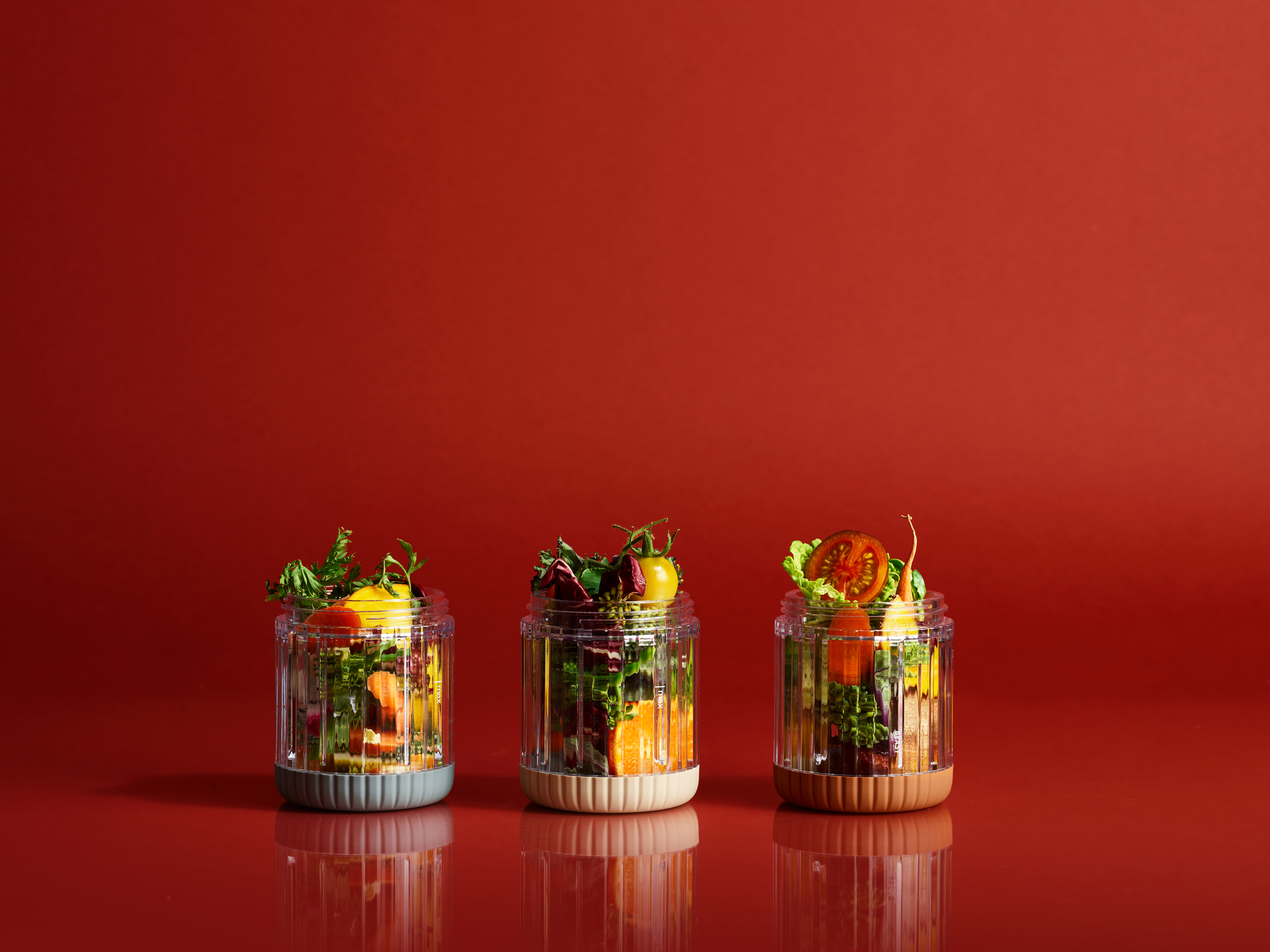 Beast® Mixbekers in de kleuren Mist, Sand en Terra (v.l.n.r.) © Beast Health™