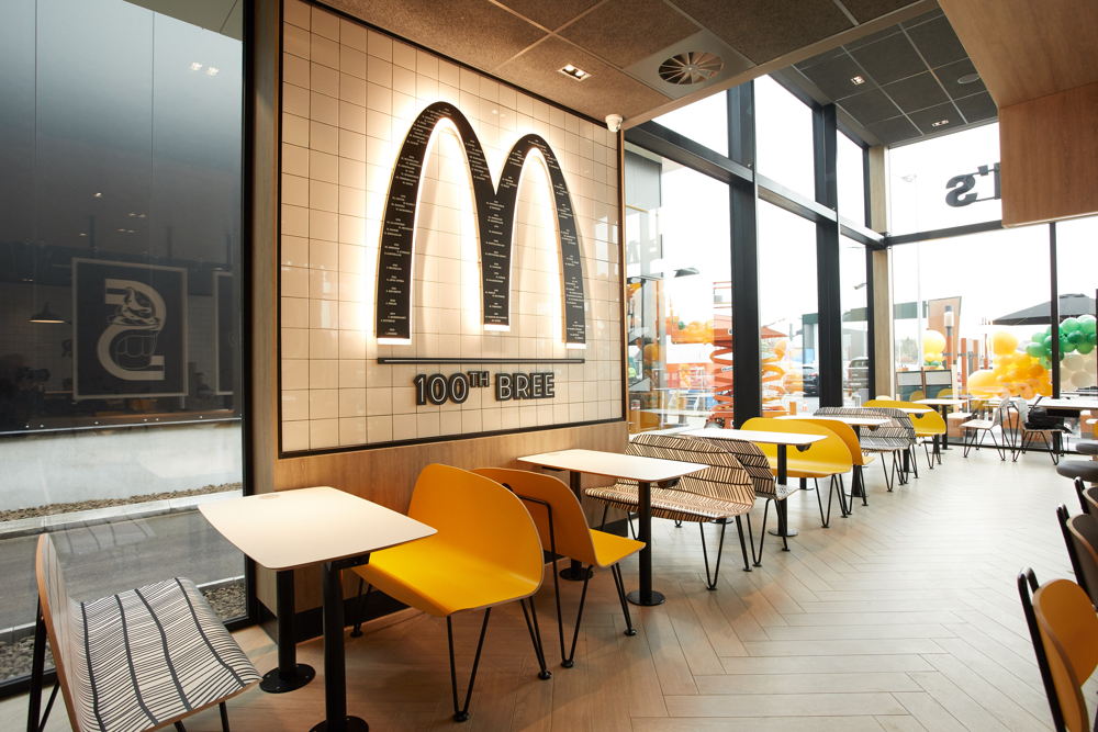 Le 100ième restaurant McDonald's à Bree