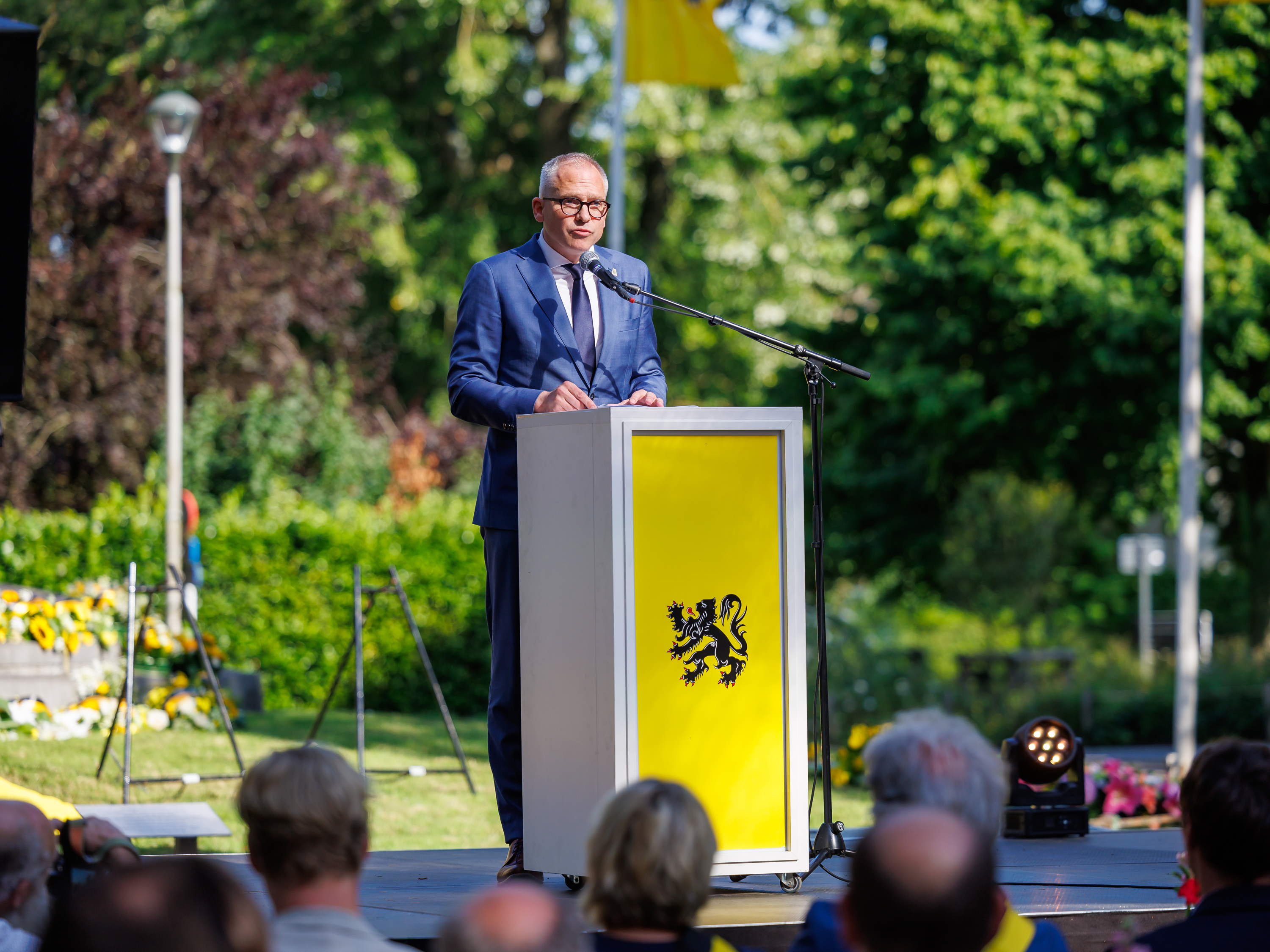 Minister-president focuses on ongoing struggle for greater autonomy in Flanders Day speech 