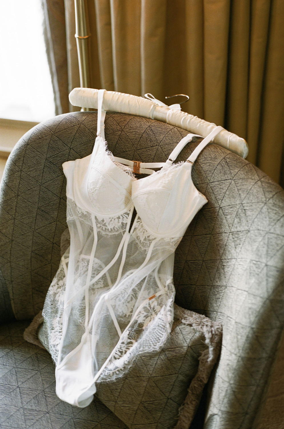 HUNKEMÖLLER SS25 M25 Q2 BRIDAL TiahBody 301999 50011 HUNKEMÖLLER SS25 M25 Q2 BRIDAL TiahBody 301999 50011