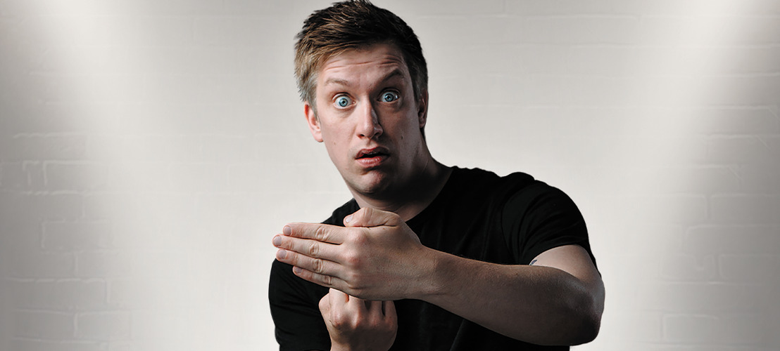 Recordbrekende Schotse comedian Daniel Sloss komt in 2023 naar Antwerpen, Gent en Brussel