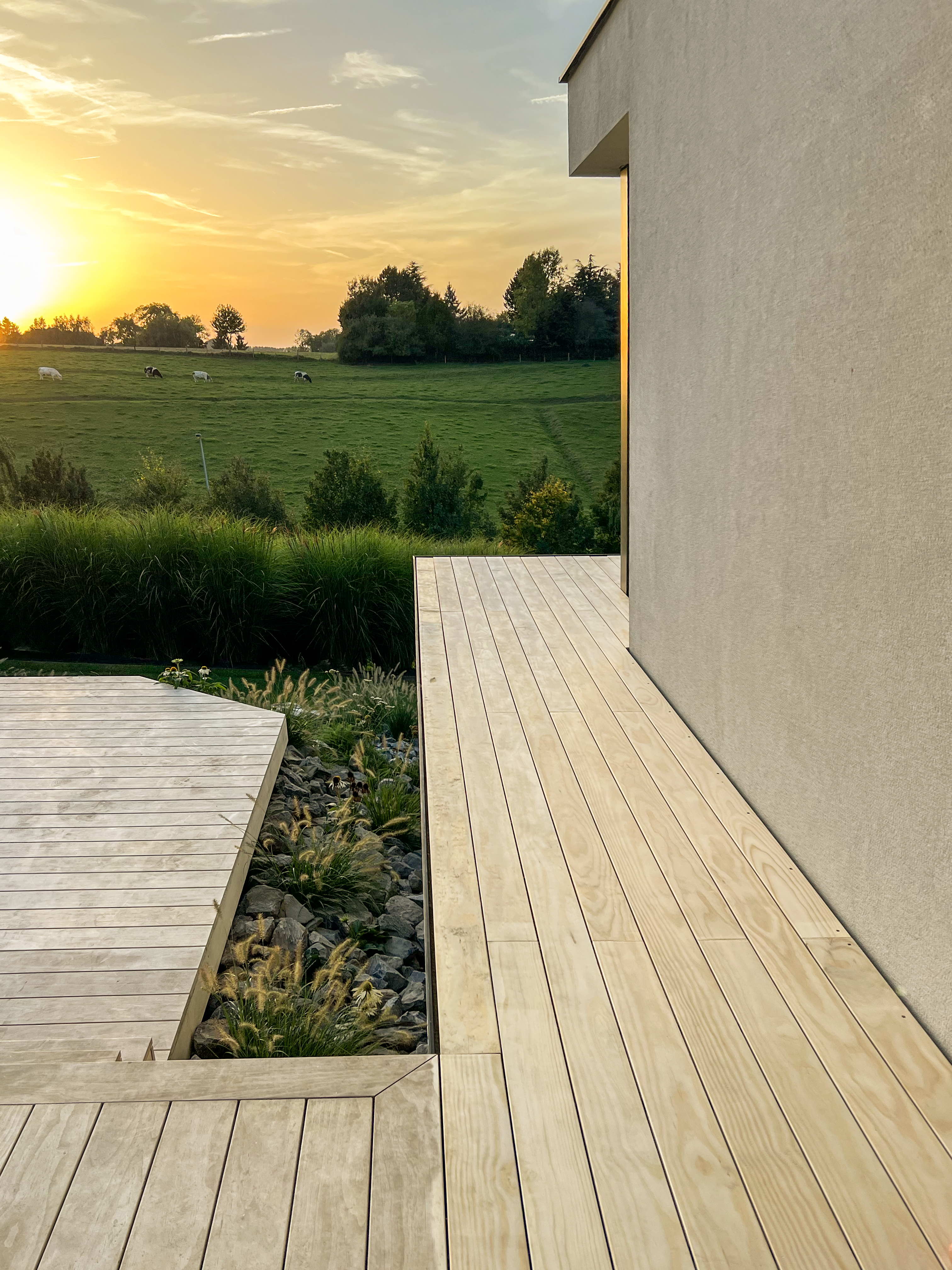 NÖVLEK : innovation et excellence fusionnées dans des fixations invisibles pour terrasses et bardages en bois