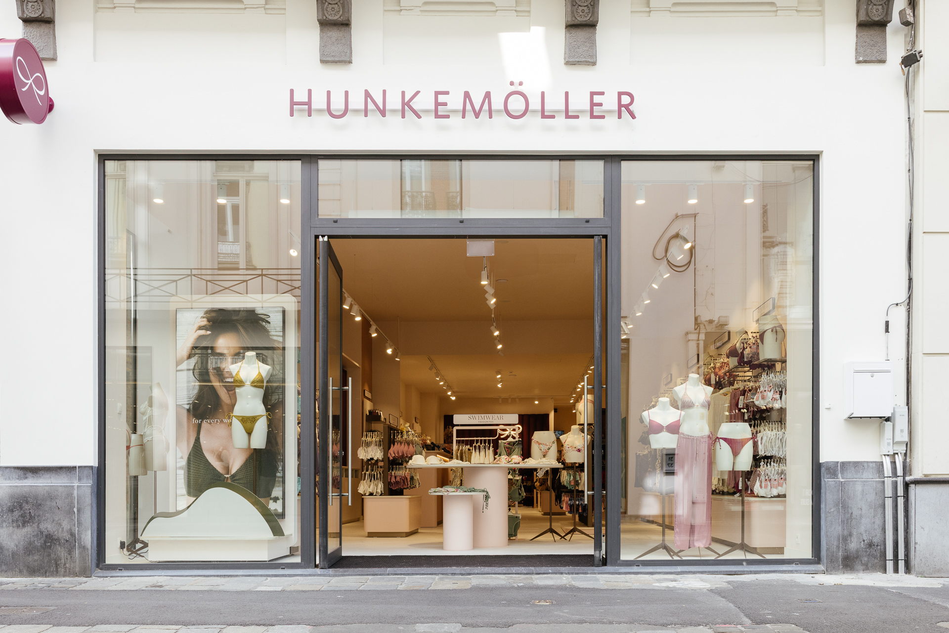 Hunkemöller luidt nieuw tijdperk in met de opening van vernieuwde winkel in Gent