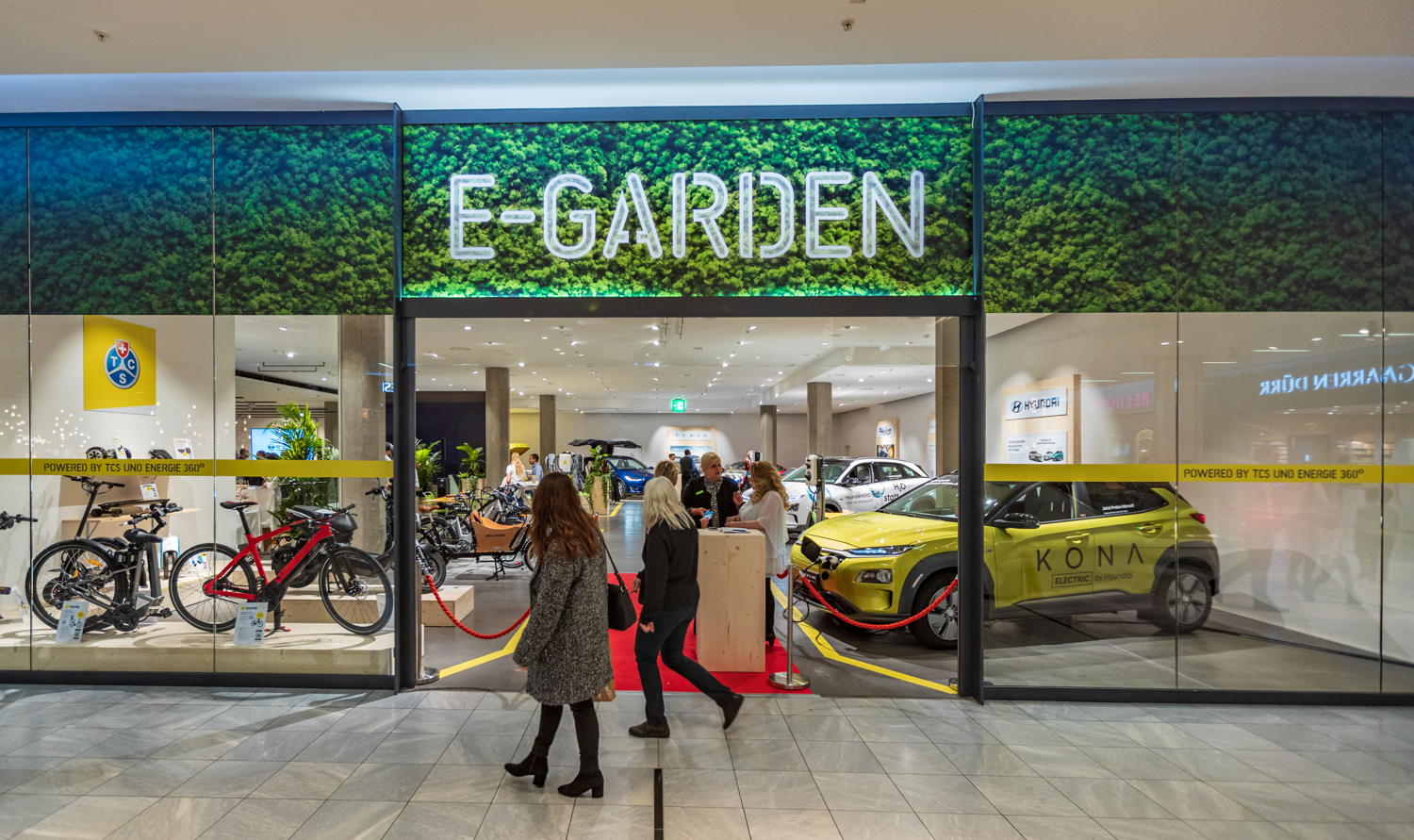 Hyundai bis zum 4. Januar 2020 mit zwei Elektrofahrzeugen im E-Garden im Glattzentrum (ZH)