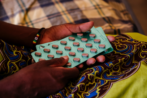 Salud por Derecho, Médicos Sin Fronteras y CESIDA piden al Gobierno una aportación de 180 millones al Fondo Mundial de lucha contra el sida, la tuberculosis y la malaria