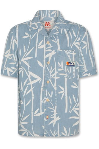 AO76 Hawaiian Bamboo Hemd A S Adventure €82